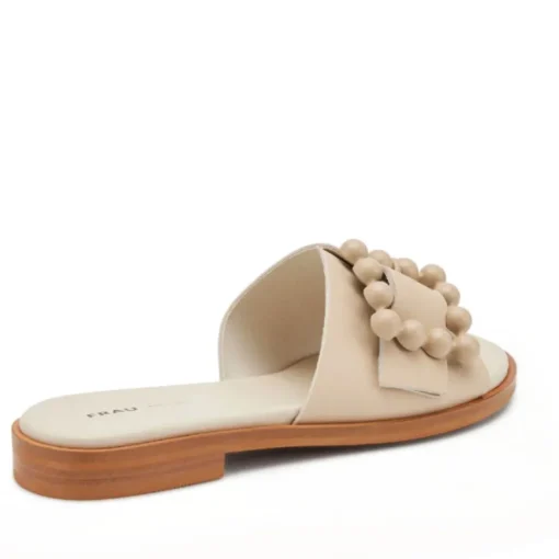 FRAU CIABATTA 85M7 NUDE