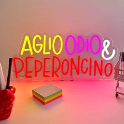 INSULTI LUMINOSI "AGLIO ODIO & PEPERONCINO"