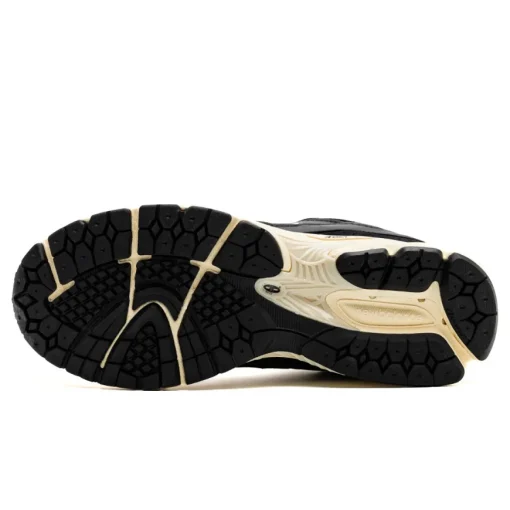 NEW BALANCE GINNICA M 2002 RIB NERO