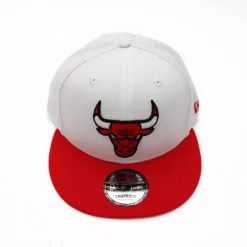 NEW ERA CAPPELLO 60358008 BULLS BIANCO
